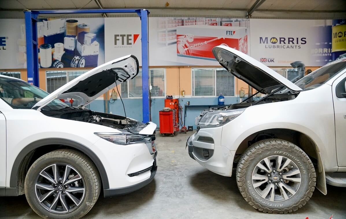 sac binh ac quy o to